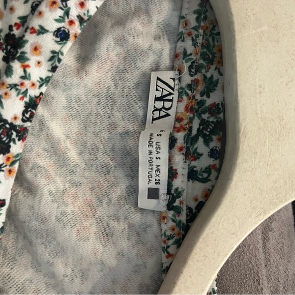 Zara Flutter Sleeve Ditsy Floral Print Short Sleeve Blouse Small - Picture 7 of 7